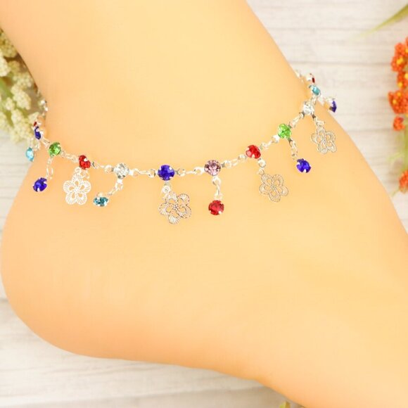 "Handmade Anklet – Elegant & Delicate Jewelry for Women | UNVRC1205 - Picture 4 of 10